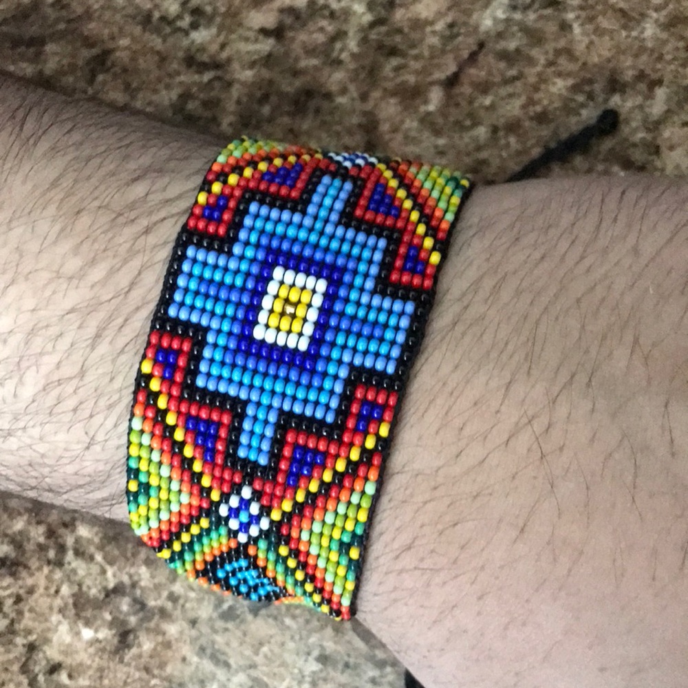 MULTI COLOR Unisex Beautiful handmade bracelet from Colombia
